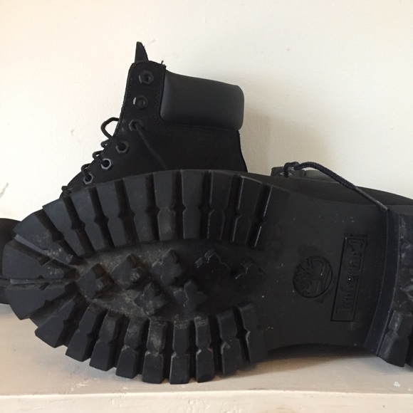 Men’s Black Timberland Boots Size 8M Like New - Picture 4 of 8